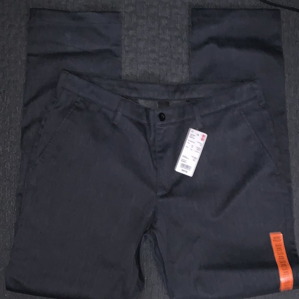 Men's Uniqlo 36x34 windproof slim fit chino Black